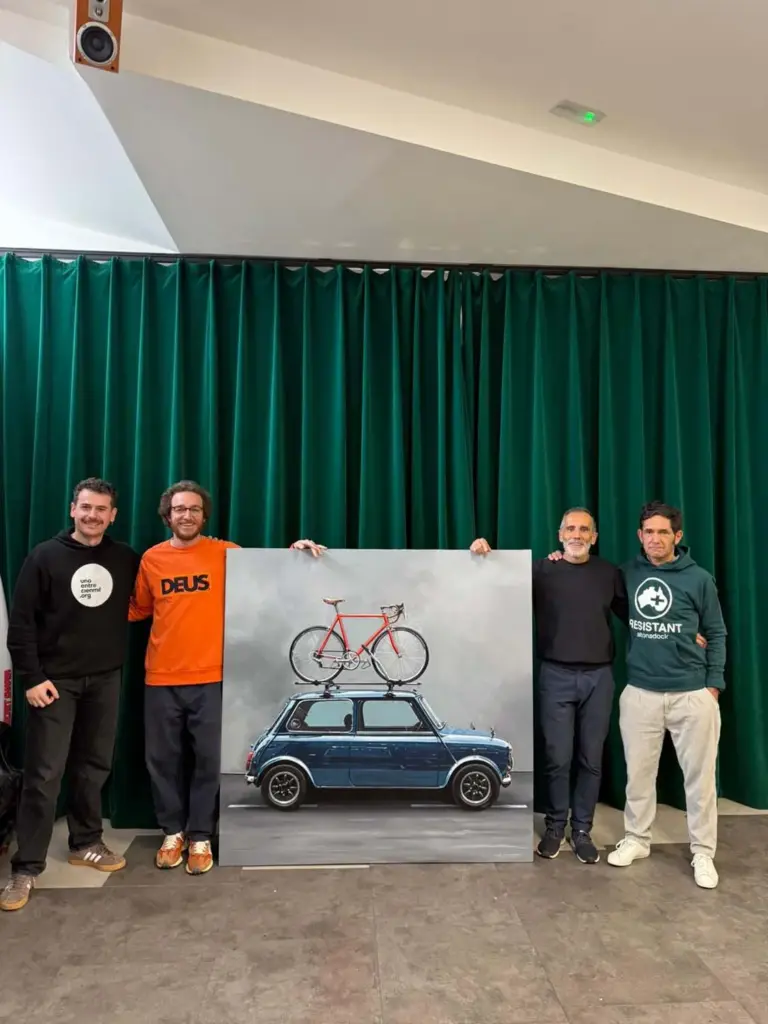 MINI MANU CAMPA SUBASTA OBRA LEUCEMIA3 Motor16