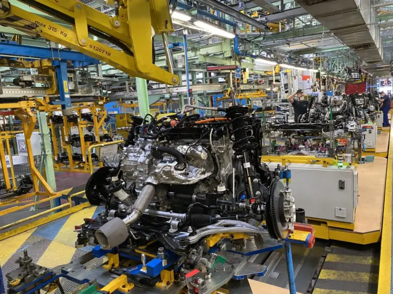 Ford España: la fábrica de Valencia da la clave para evitar 12,9 millones de vehículos con defectos