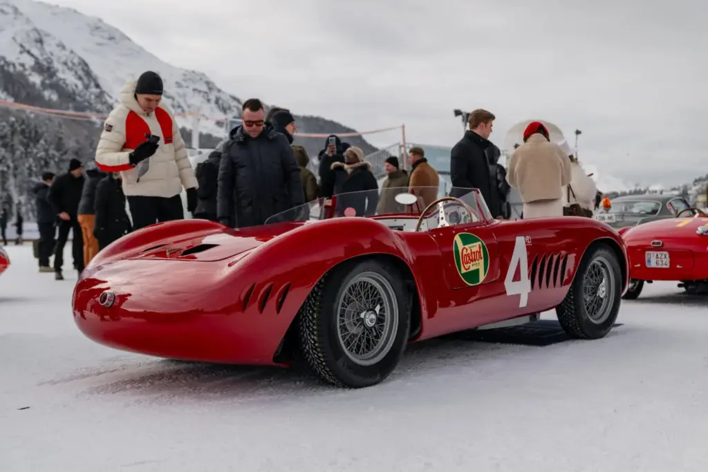 Maserati triunfa en la nieve de St. Moritz The I.C.E. 2026 con un one-off y un monoplaza histórico