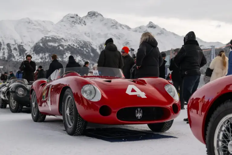 Maserati triunfa en la nieve de St. Moritz The I.C.E. 2026 con un one-off y un monoplaza histórico