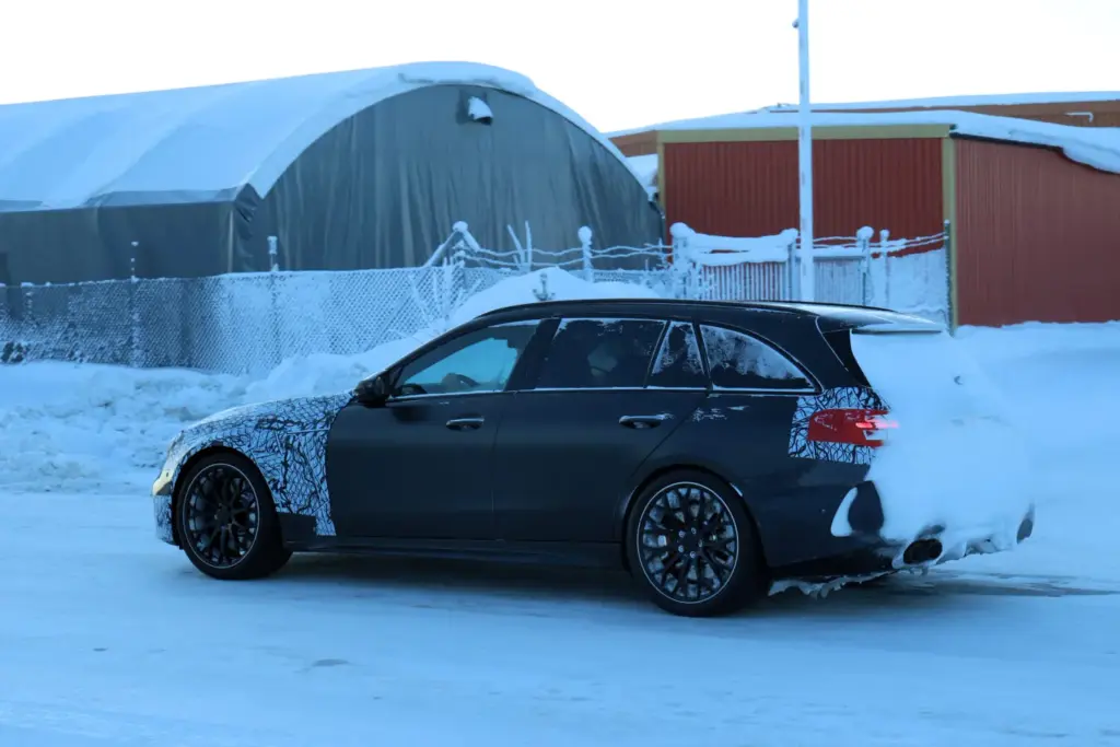 Mercedes AMG C 53 4Matic 10 Motor16