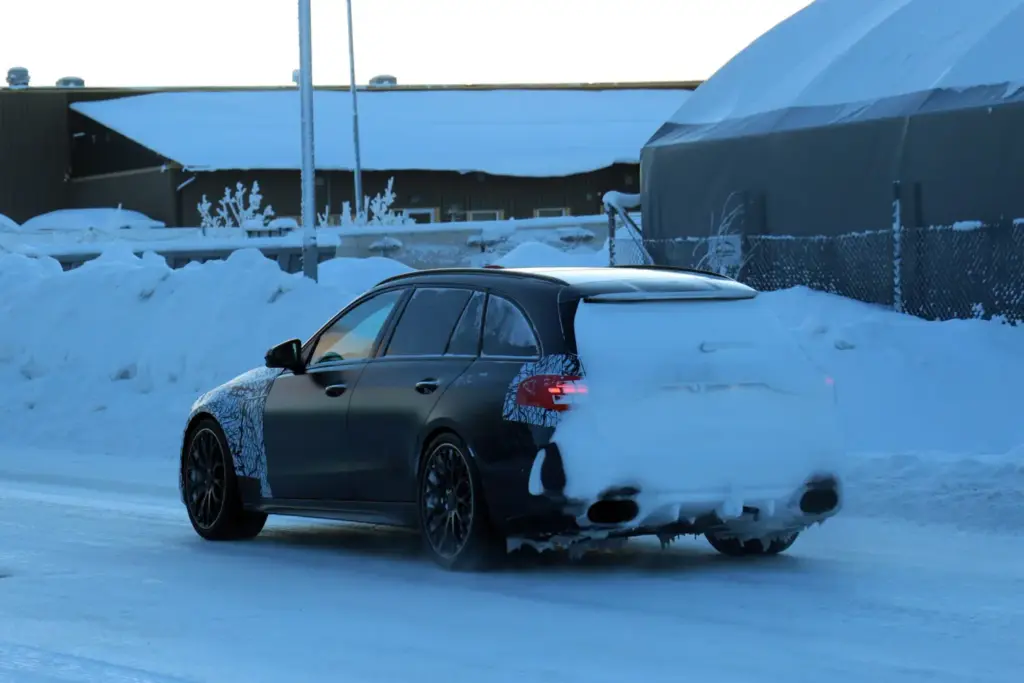 Mercedes AMG C 53 4Matic 13 Motor16