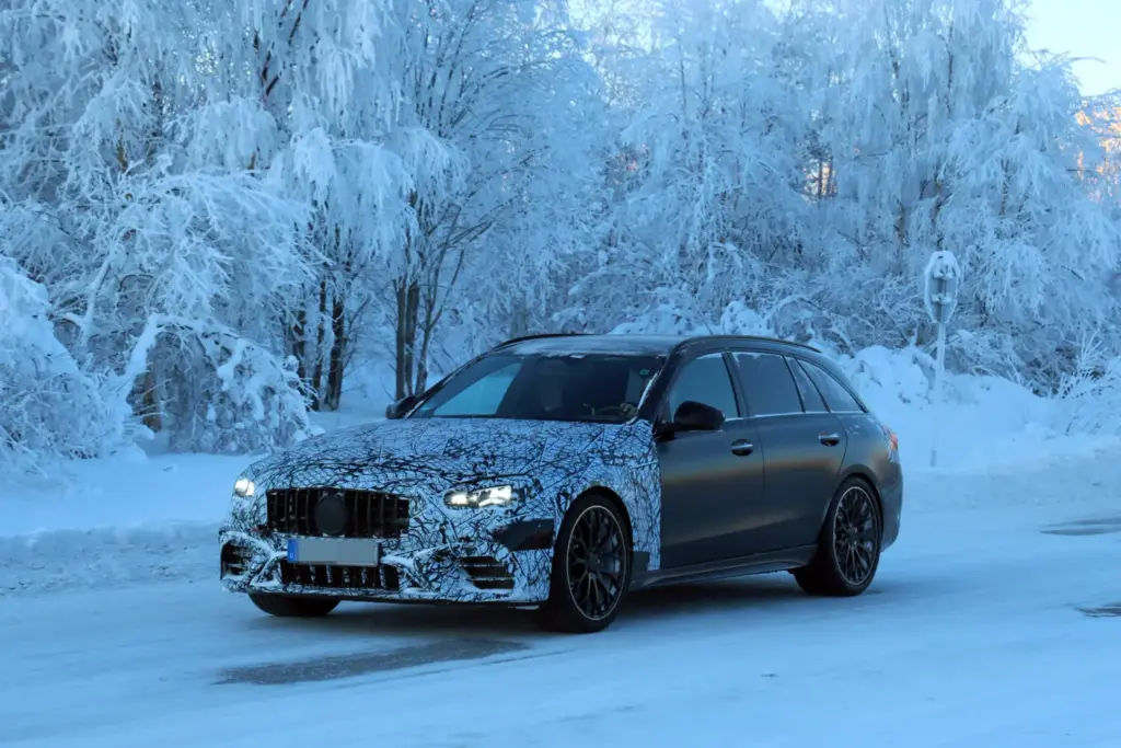 Mercedes AMG C 53 4Matic 5 Motor16