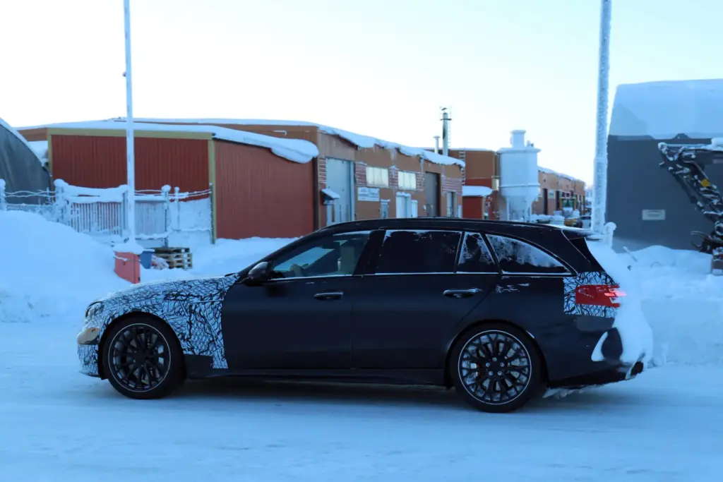 Mercedes AMG C 53 4Matic 9 Motor16