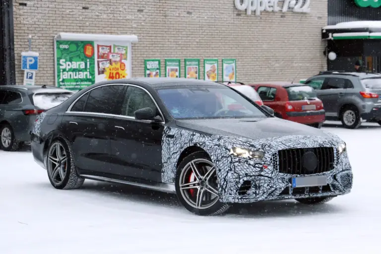 El Mercedes-AMG S 63 2027 vendrá con muchas sorpresas