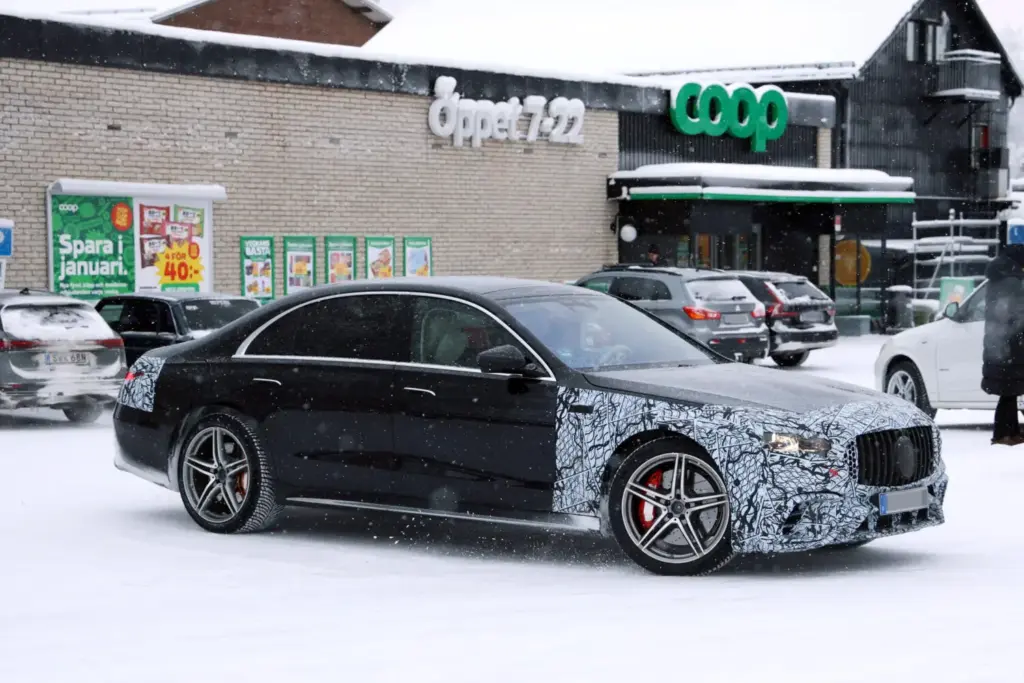 Mercedes AMG S 63 2027 8 Motor16