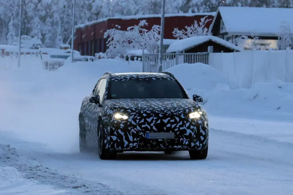 Mercedes AMG SUV EV 1 Motor16