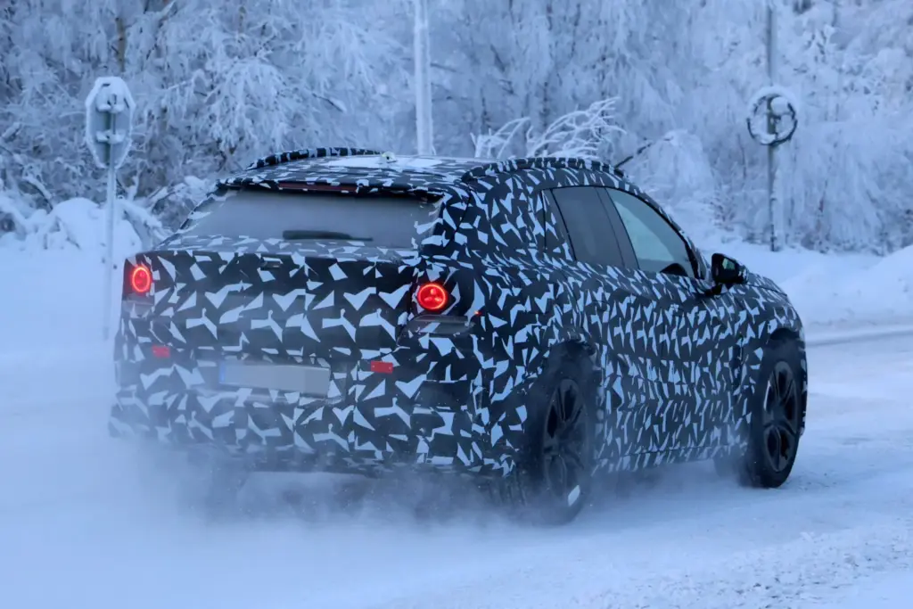 Mercedes AMG SUV EV 20 Motor16