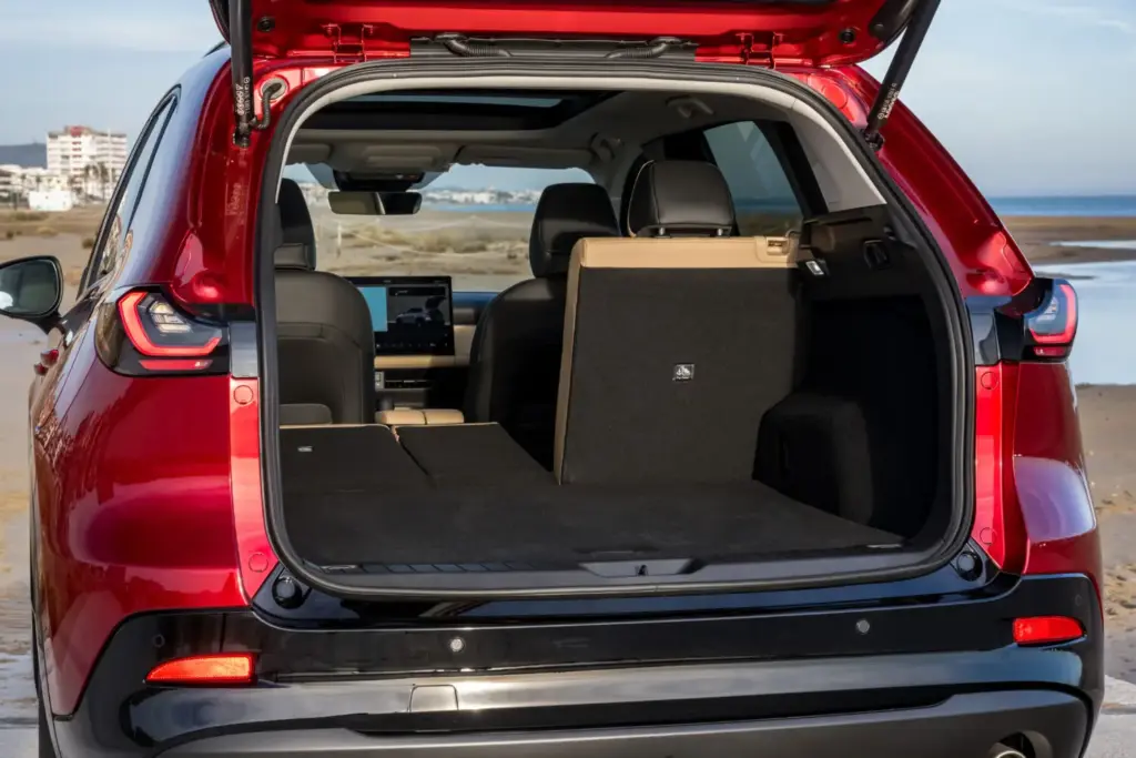 Primera prueba del nuevo Mazda CX-5, eleva el listón, pero se lo juega todo a una carta 28 Motor16 NUEVO MAZDA CX 5 2026 7 Motor16