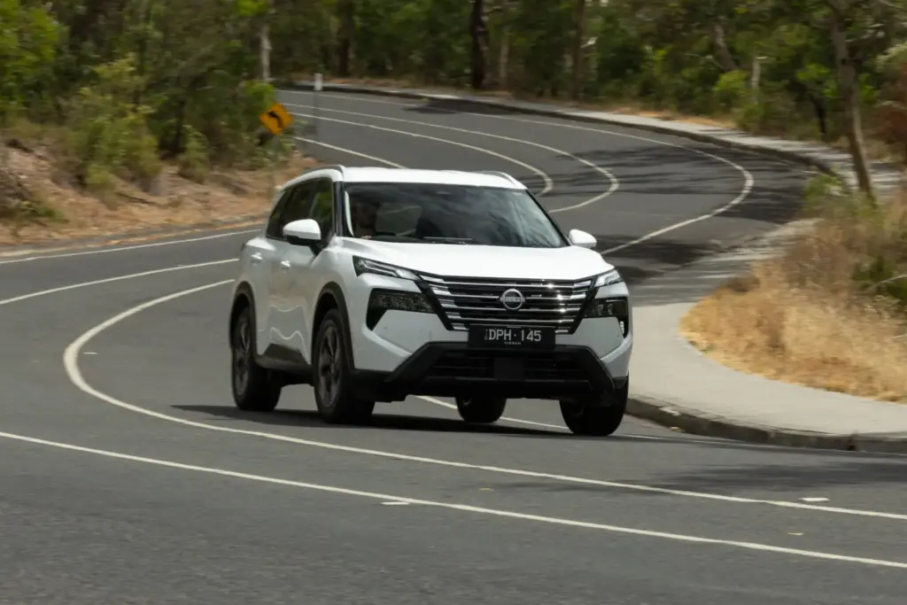 Nissan X TRAIL 2026 37 Motor16