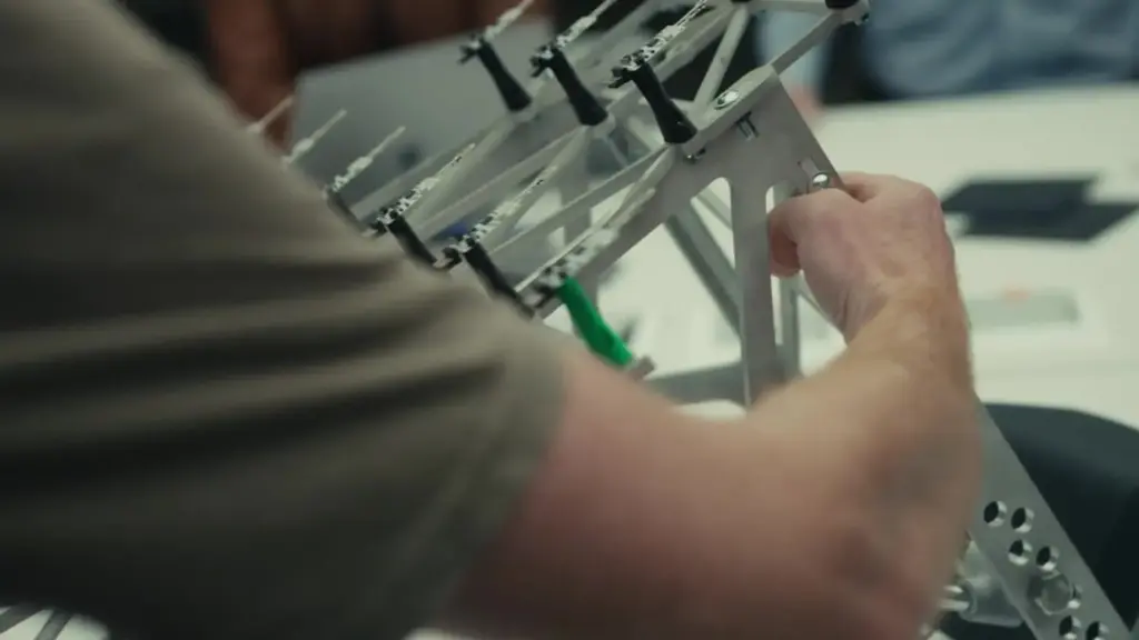 PLATAFORMA UEV FORD 2 Motor16