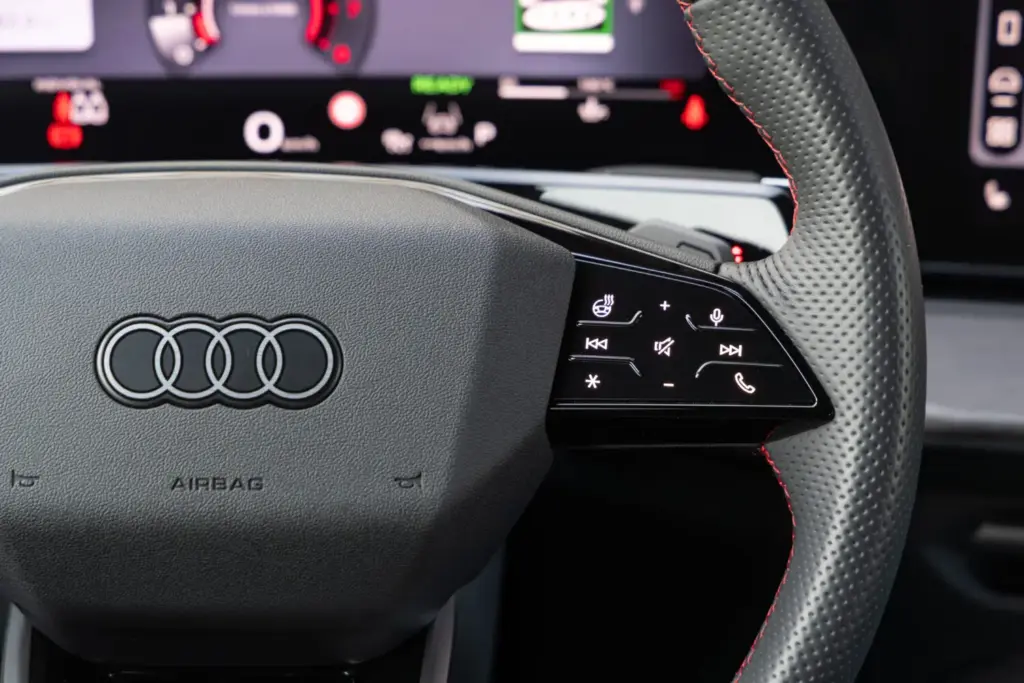 Prueba Audi Q3 S line TFSI 265 CV quattro S tronic 7 Motor16