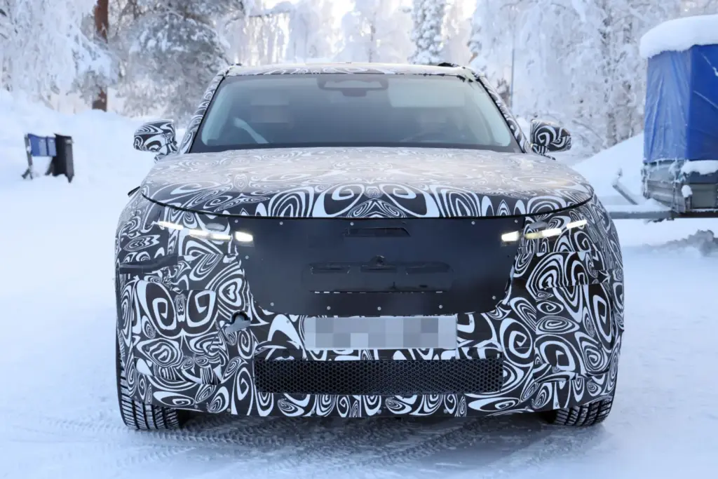 Range Rover Velar EV 8 Motor16