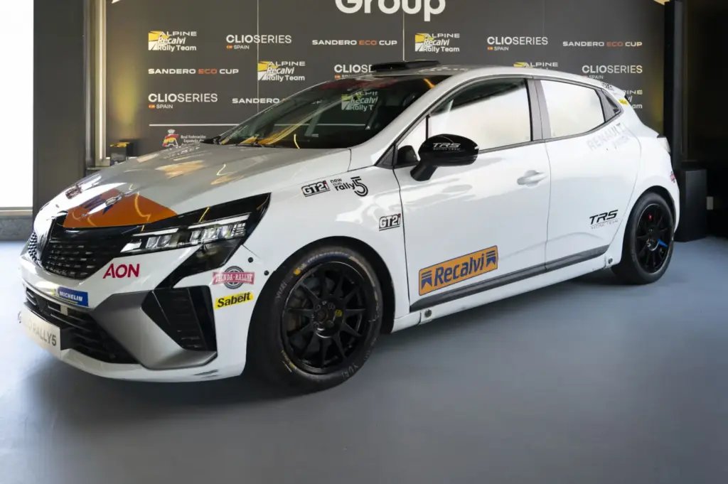 Renault Competicion 2026 4 Motor16