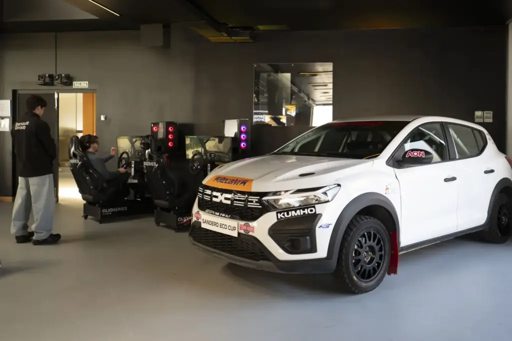 Renault Competicion 2026 6 Motor16