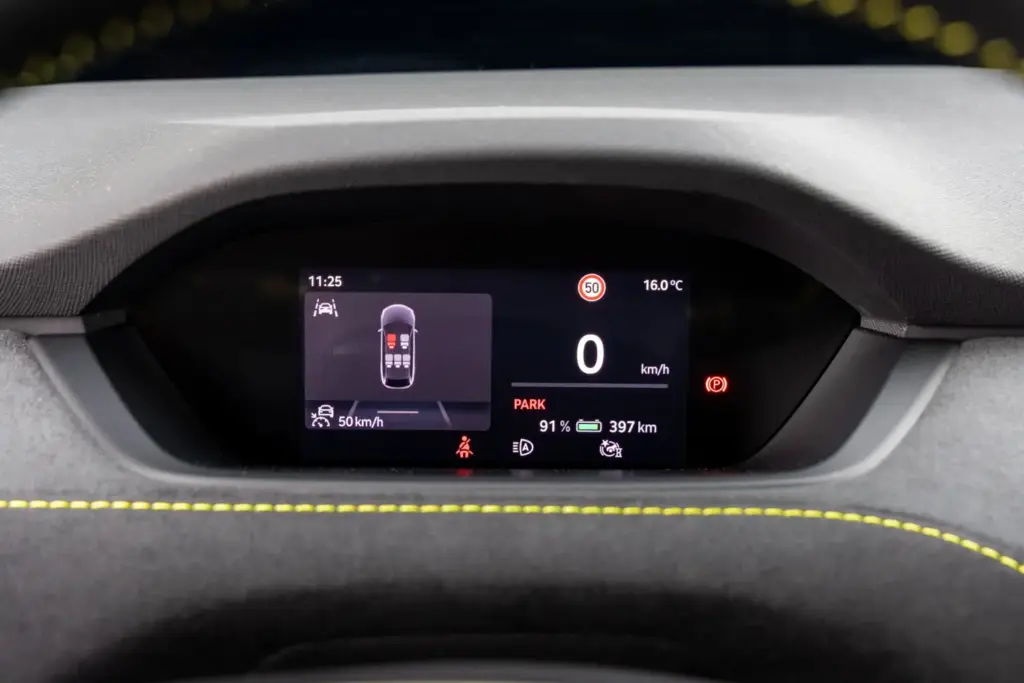 Prueba del Škoda Elroq RS: La nueva deportividad 26 Motor16 SKODA ELROQ RS 23 Motor16