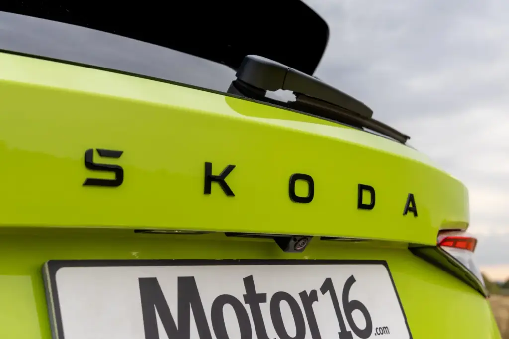 Prueba del Škoda Elroq RS: La nueva deportividad 12 Motor16 SKODA ELROQ RS 4 Motor16