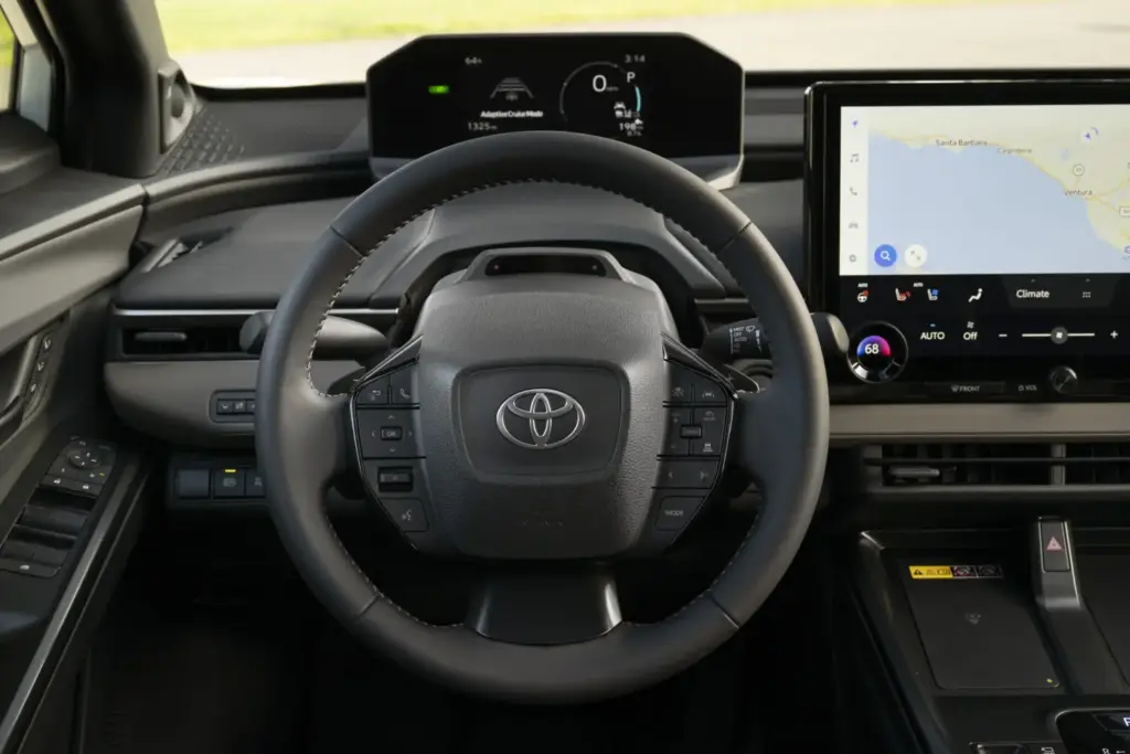 TOYOTA BZ WOODLAND 20 Motor16