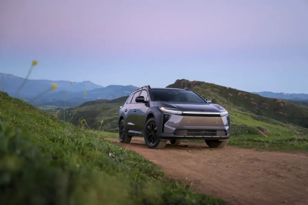 TOYOTA BZ WOODLAND 8 Motor16