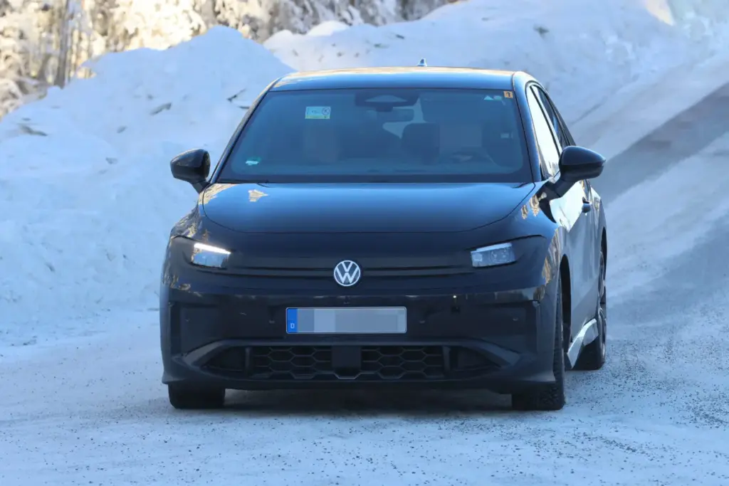 El Volkswagen ID. Polo GTI también visita la nieve 3 Motor16 VW ID Polo GTI 1 Motor16