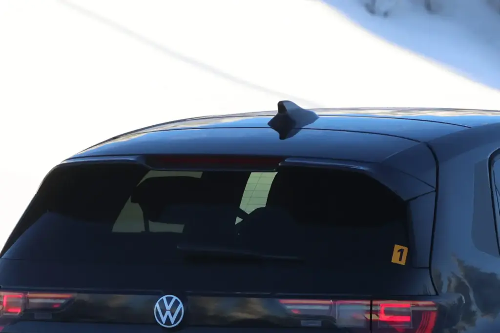 El Volkswagen ID. Polo GTI también visita la nieve 20 Motor16 VW ID Polo GTI 19 Motor16