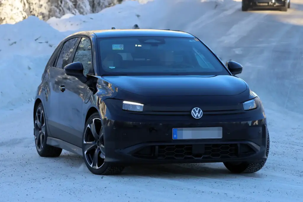 El Volkswagen ID. Polo GTI también visita la nieve 5 Motor16 VW ID Polo GTI 3 Motor16