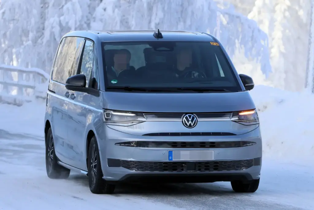 Volkswagen Multivan 2027 1 Motor16