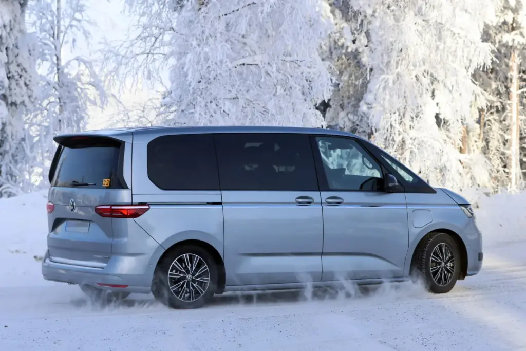 Volkswagen Multivan 2027 10 Motor16