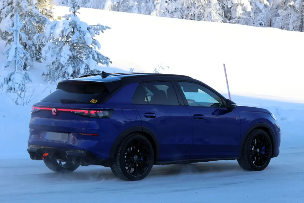 Volkswagen T Roc R 2026 15 Motor16