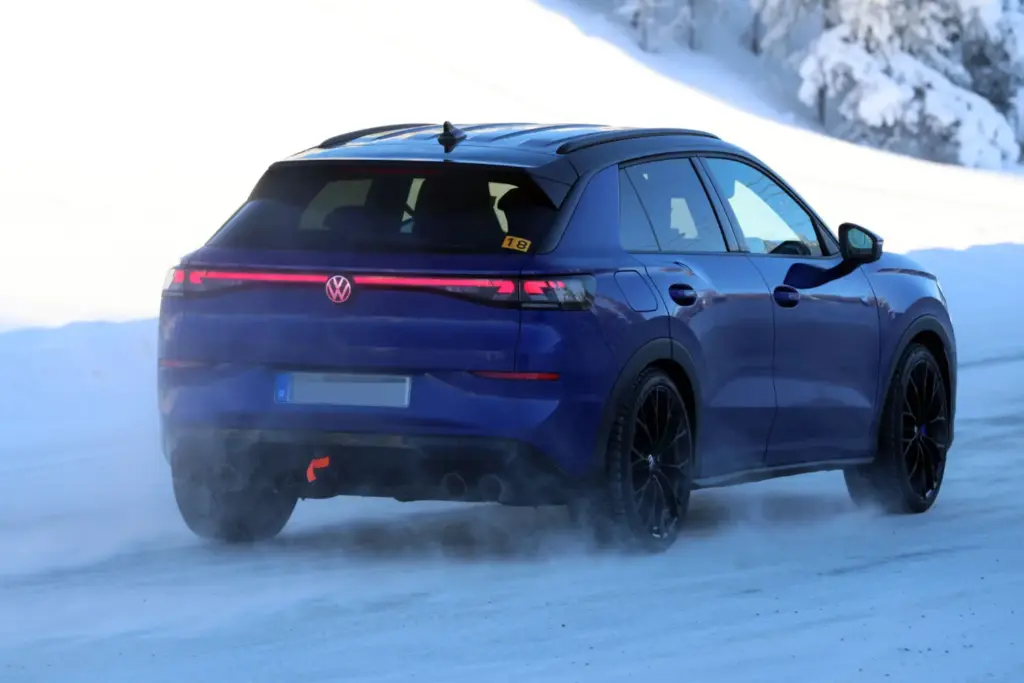 Volkswagen T Roc R 2026 17 Motor16