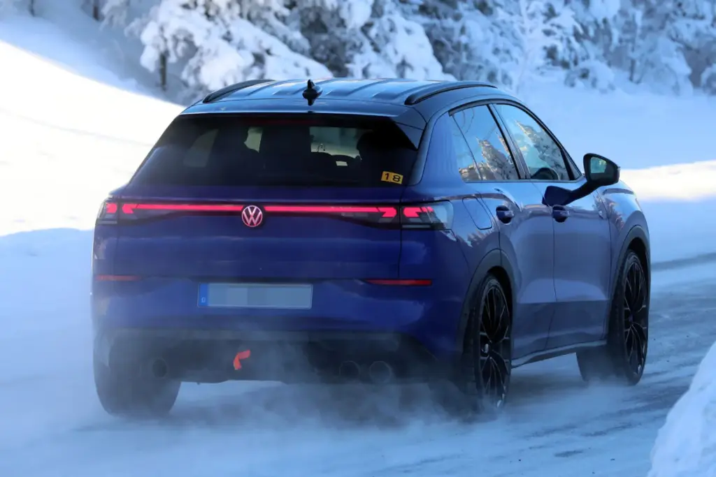 Volkswagen T Roc R 2026 18 Motor16
