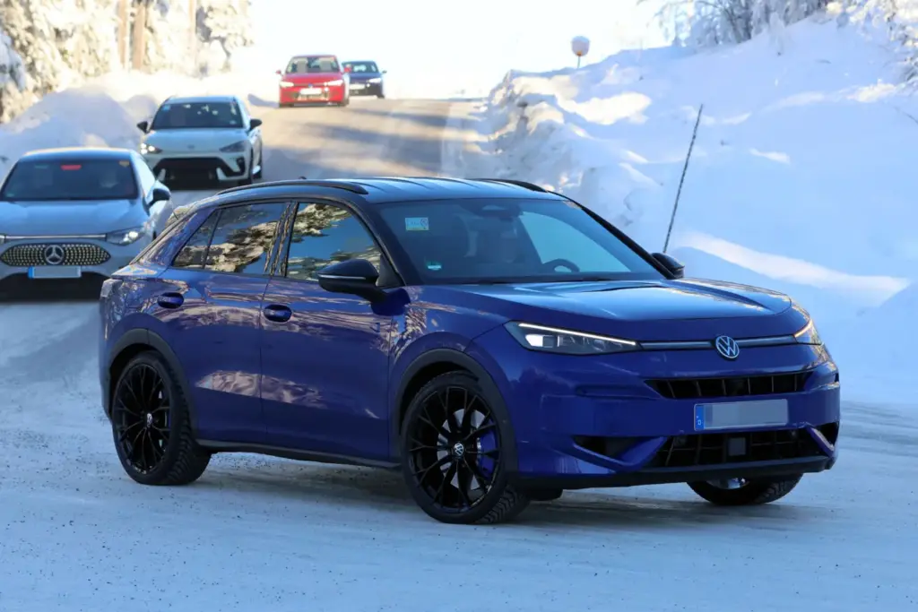 Volkswagen T Roc R 2026 8 Motor16