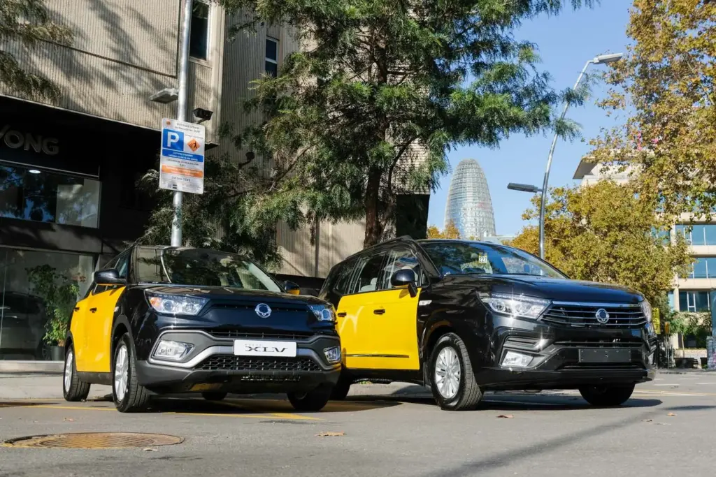 XLV y Rodius Taxi Motor16