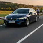 Estos son los casos en los que puedes adelantar con línea continua sin miedo a una multa de la Guardia Civil