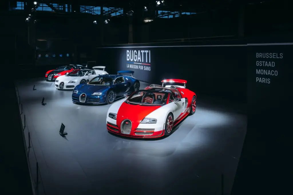 Bugatti celebra 20 años del Veyron “colando” el F.K.P. Hommage en Rétromobile
