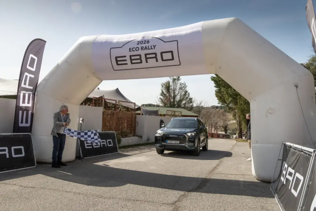 Ebro s800 PHEV, a prueba: Un gran SUV familiar con etiqueta Cero