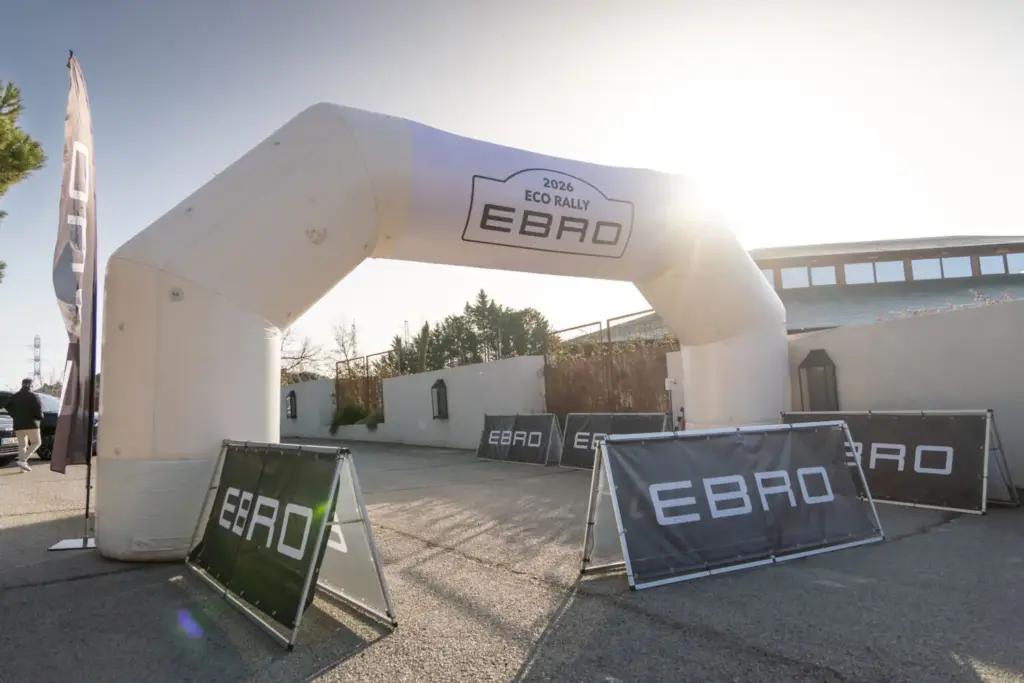 Ebro s800 PHEV, a prueba: Un gran SUV familiar con etiqueta Cero