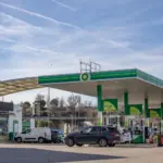Cómo conseguir hasta el 10% de ahorro repostando en estaciones de servicio bp