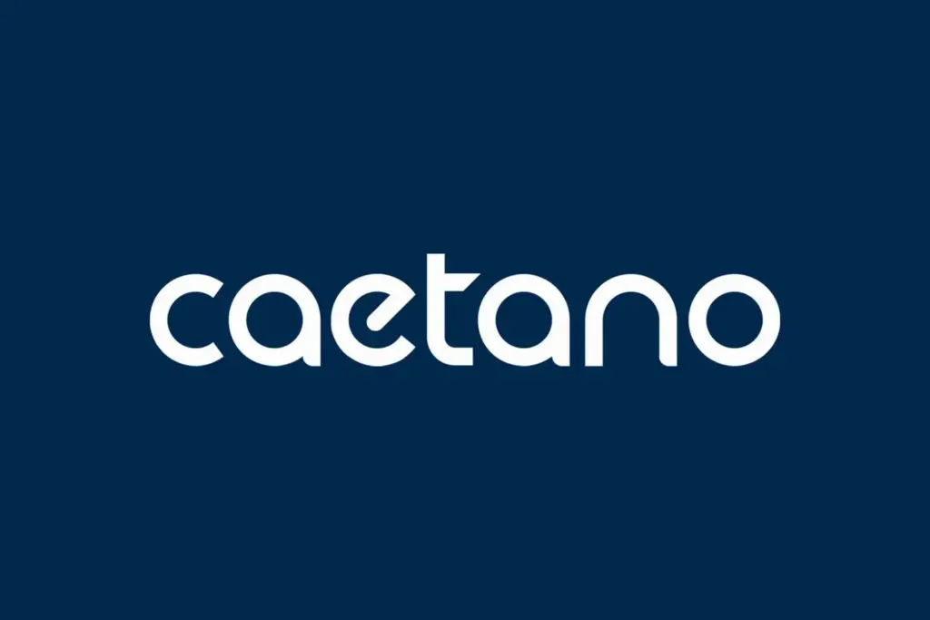 logo caetano Motor16