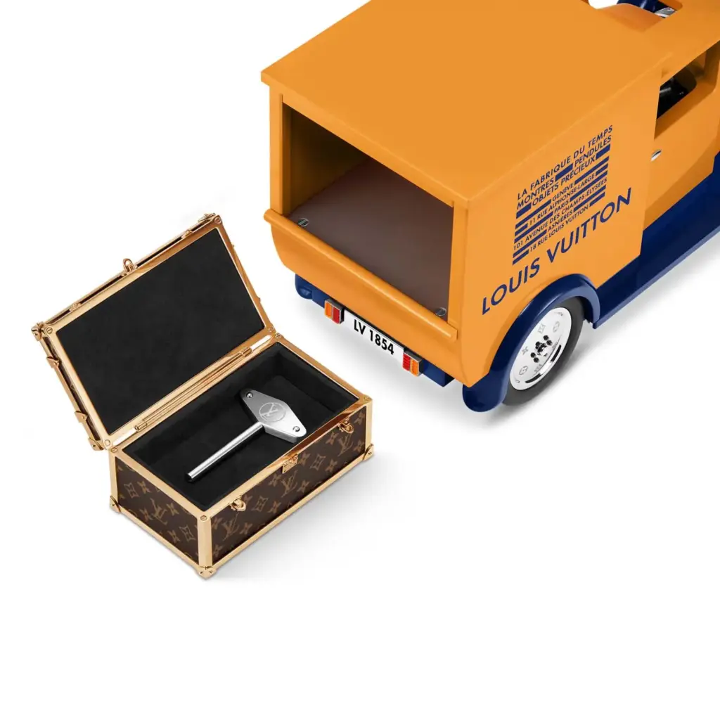 louis vuitton reloj louis vuitton camionnette Q1TC60 PM1 Detail view Motor16