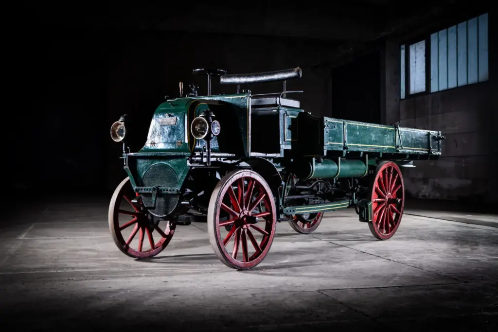 mercedes benz camion 130 anos 6 Motor16
