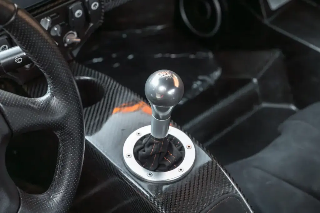 mosler mt900s 2004 11 Motor16