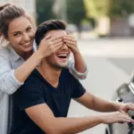 Sorprende a tu «crush»: Estos son los 5 regalos para coche del momento