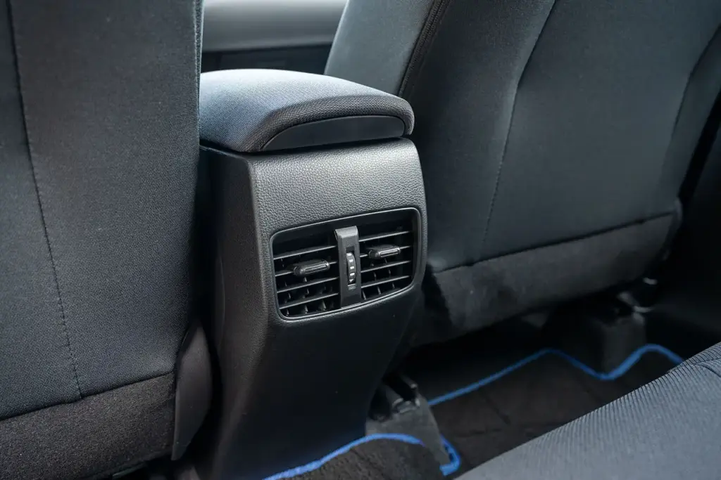 toyota corolla cross gibraltar stockholdings 21 Motor16