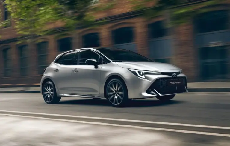 Ventas de coches por tecnología en enero: los híbridos y electrificados suponen 7 de cada 10 compras