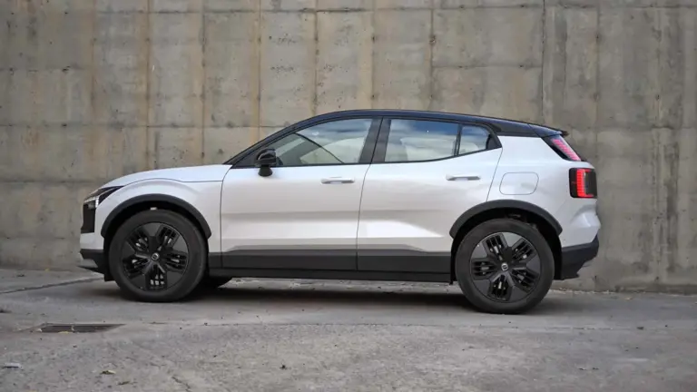 Prueba del Volvo EX30 Cross Country Ultra Twin Motor Performance: SUV eléctrico 4×4 con la potencia de un V8