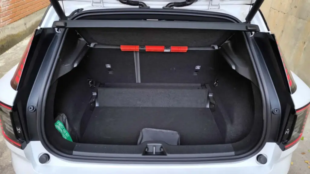 Prueba del Volvo EX30 Cross Country Ultra Twin Motor Performance: SUV eléctrico 4x4 con la potencia de un motor V8416 Prueba del Volvo EX30 Cross Country Ultra Twin Motor Performance: SUV eléctrico 4x4 con la potencia de un V8