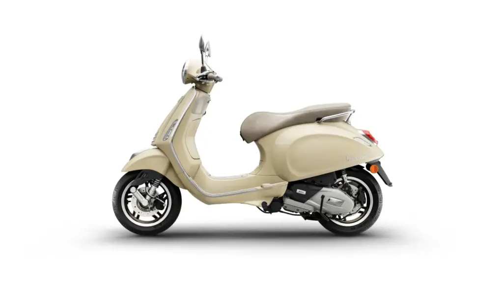 06 vespa primavera s 2026 Motor16
