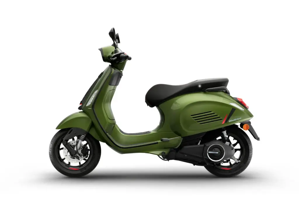09 vespa sprint s elettrica 2026 Motor16