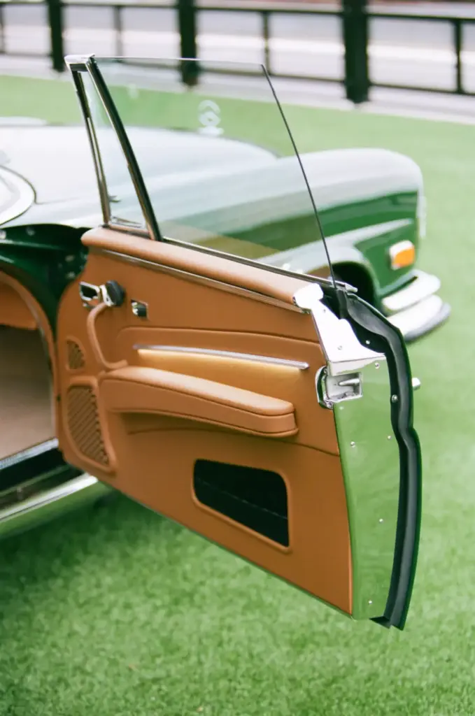 1969 Mercedes 280 SE Retro Designs 13 Motor16